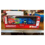 1:64 Scale Racing Team Transporter Model Die