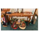 Console Table 52x16x28in NO CONTENTS