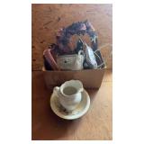 Lot of Americana Decor, Water Pitcher Set