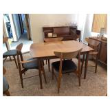 MCM dining table - with 6 chairs( 2 captain
