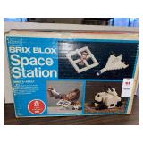 Sears Brix Blox "Space Station" building set