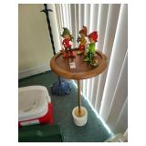 Plant stand & elfs