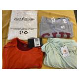 Four menï¿½s shirts, two 2XL, two 3XL