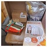 Magic 2in1 broom,2 reusable cleaning cloth,box