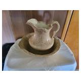 Pitcher & basin ceramic