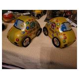 2 metal M&M CARS