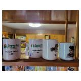 4 coffee mugs