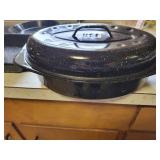 Granite ware pan 8x8 & 3 pie pans &small roaster