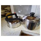 Tea pot & cook pot like new 3gt.