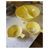 Vintage Stetson Melmac snack bowl &cream and