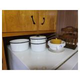 Granite pots and misc kitchen items
