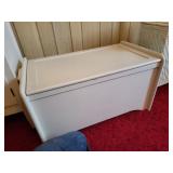 Edison little Folks toy chest 31.5in. X 19in x