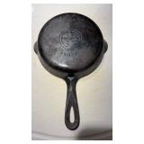 Griswold Cast Iron Skillet No. 3 - 7 in