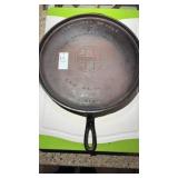Griswold Cast Iron Griddle No. 10 - 12 in