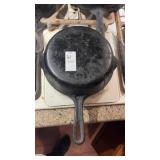 Griswold No 5 Cast Iron Skillet