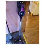 Inse cordless vacuum no charger but appears new