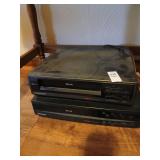 Lot of 2 vcr