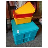 Lot of plastic storage