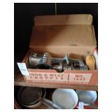Universal 1551 meat grinder in box