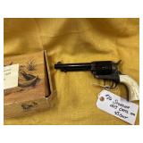 Stoeger 0573 Cattleman  45 Colt