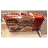 Perfect Brownie Pan Set