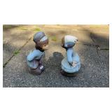 Dutch boy and girl garden statues