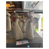 Lot of 2 Willow Tree Figures