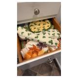 Lot of oven mitt