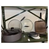Shelf lot- circulon pot & skillets