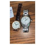 Acqua and unmarked menï¿½s wristwatch