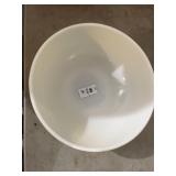 Vintage Pyrex bowl, yellow