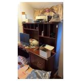 Desk W Contents