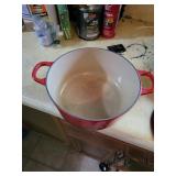 Le Creuset 22 pot
