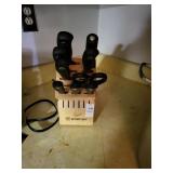 Knife set some missing