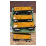 Vintage Lionel Lines box cars (4)