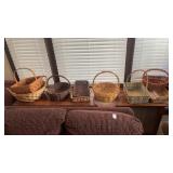 Lot of wicker baskets