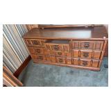 Bassett Furniture Industries Inc Bedroom set