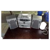 Vintage Emerson stereo system featuring a CD