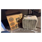Vintage Lakewood 12 Inch Fan W Box
