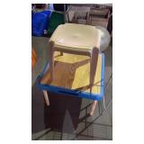 Fisher price childrenï¿½s play table and plastic