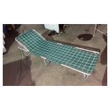 Aluminum folding lawn chair