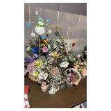 Lot of Floral Decor