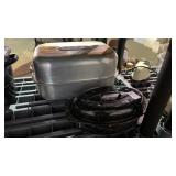 Aluminum Roaster and Speckle Roaster Dish