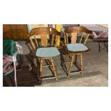 2 Vintage Swivel Bar Stools