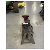 2 3-ton jack stands