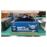 1999 Revell Collection 1/24 scale diecast car of