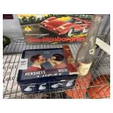 Hershey Lunch Box and Bottle
