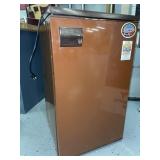 Avanti mini fridge
