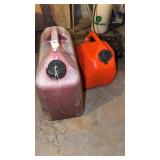 2 Gas Tanks