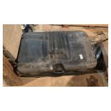 Rubbermaid Storage Tote